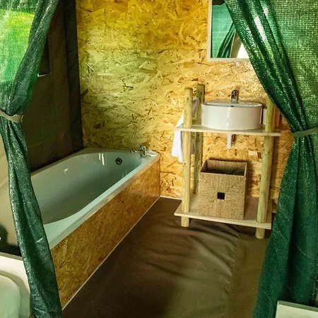 Safari Glamping Portugal Penguin Ventosa (Braga)