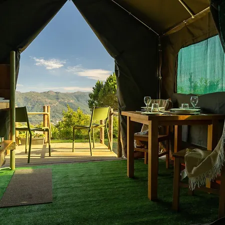 Safari Glamping Portugal Penguin 럭셔리텐트 Ventosa (Braga)