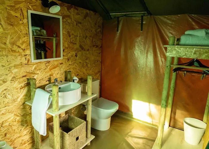 Safari Glamping Portugal Penguin 럭셔리텐트