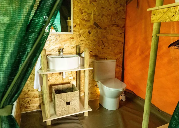 Safari Glamping Portugal Penguin 럭셔리텐트 *